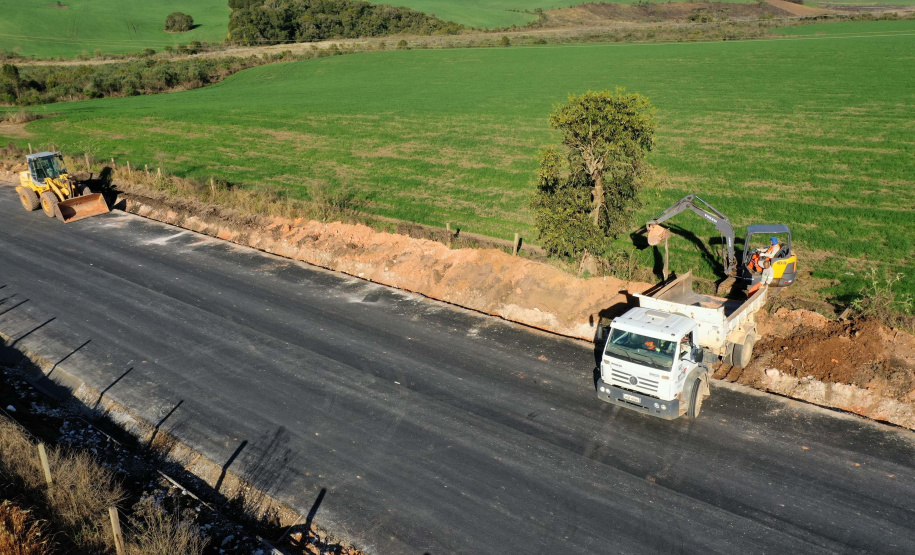 Obras rodoviárias levam segurança e desenvolvimento a Castro - Estrada do Socavão. Foto:Alessandro Vieira