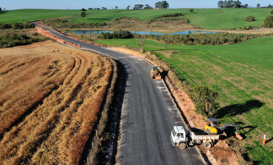 Obras rodoviárias levam segurança e desenvolvimento a Castro - Estrada do Socavão. Foto:Alessandro Vieira