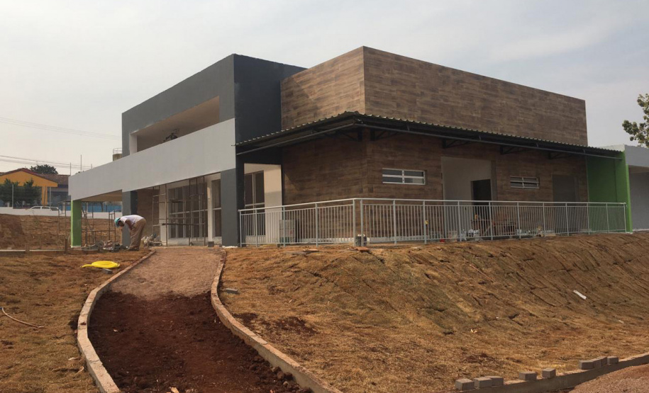 A Secretaria de Estado da Agricultura e do Abastecimento oficializou nesta quinta-feira (10) a adesão do município de Cascavel ao Sistema Unificado Estadual de Sanidade Agroindustrial Familiar, Artesanal e de Pequeno Porte do Paraná (Susaf-PR). . Foto:SEAB