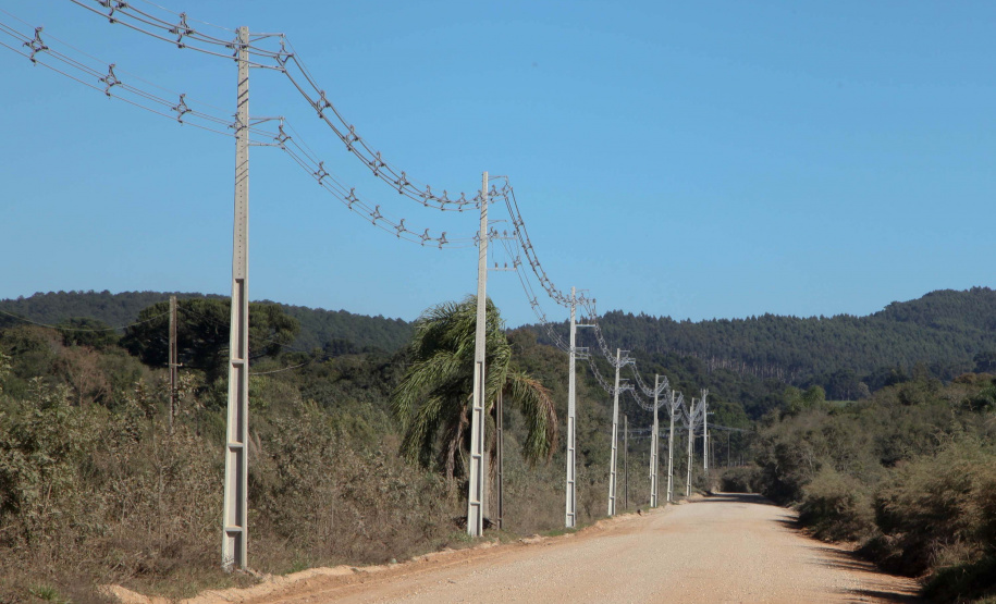Trifásico Paraná Trifásico alcança 1,2 mil quilômetros de novas redes.Foto:Ari Dias/AEN.