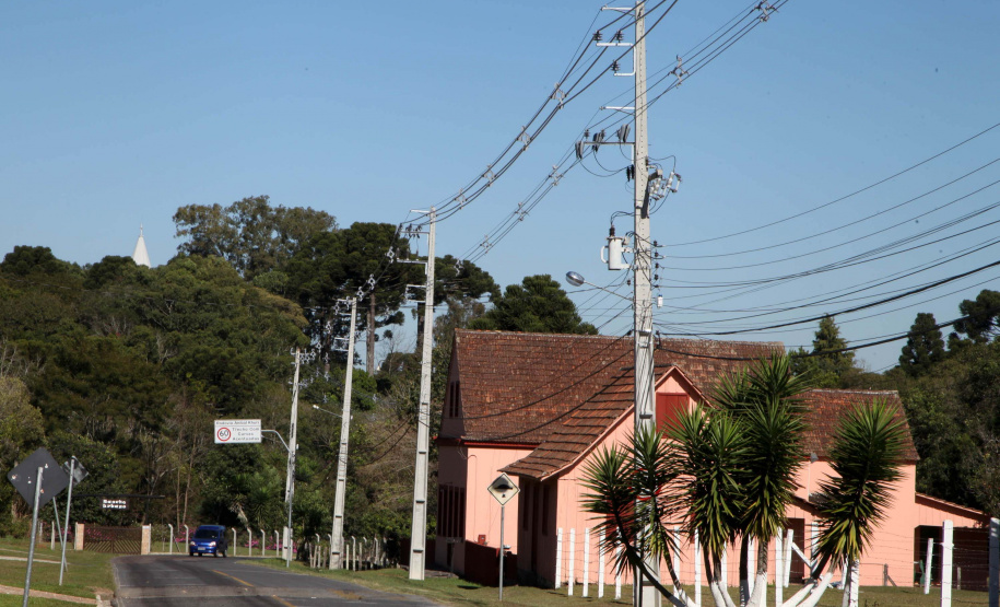 Trifásico Paraná Trifásico alcança 1,2 mil quilômetros de novas redes.Foto:Ari Dias/AEN.
