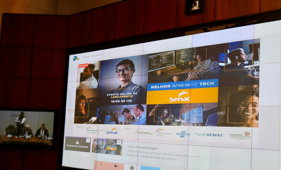 O Governo do Estado é o articulador de uma iniciativa tocada pelo Senac para contratação de jovens aprendizes para empresas de base tecnológica ou interessadas em inovação. O lançamento oficial do programa aconteceu nesta quinta-feira (10), no Palácio Iguaçu, e contou com participação do vice-governador Darci Piana. Foto: Camila Tonett