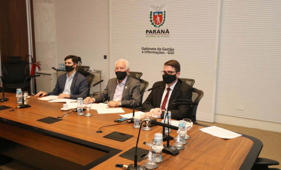 O Governo do Estado é o articulador de uma iniciativa tocada pelo Senac para contratação de jovens aprendizes para empresas de base tecnológica ou interessadas em inovação. O lançamento oficial do programa aconteceu nesta quinta-feira (10), no Palácio Iguaçu, e contou com participação do vice-governador Darci Piana. Foto: Camila Tonett