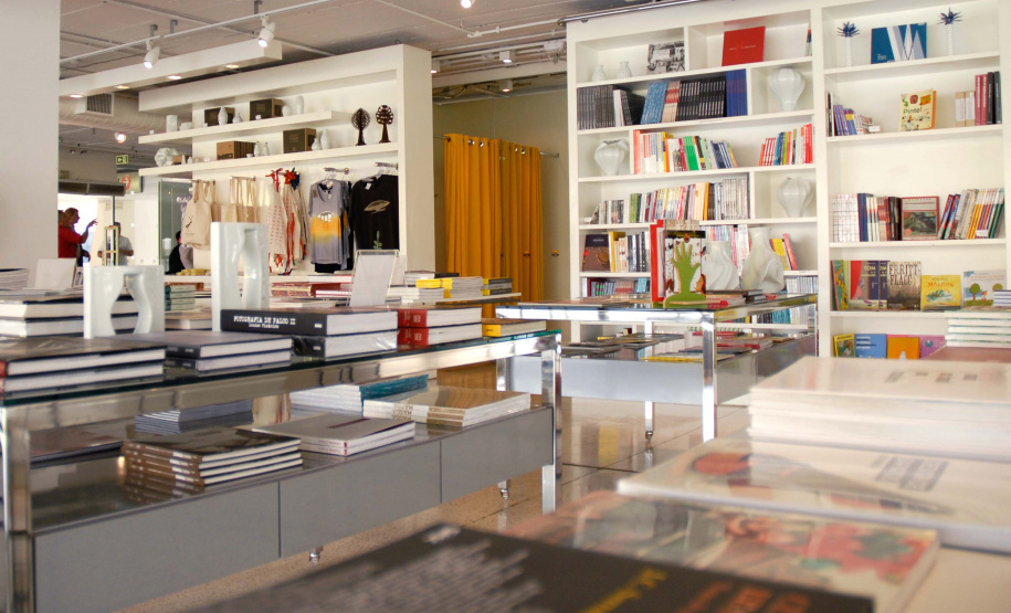 Loja do MON ganha versão virtual. Foto: Heloísa Giradi