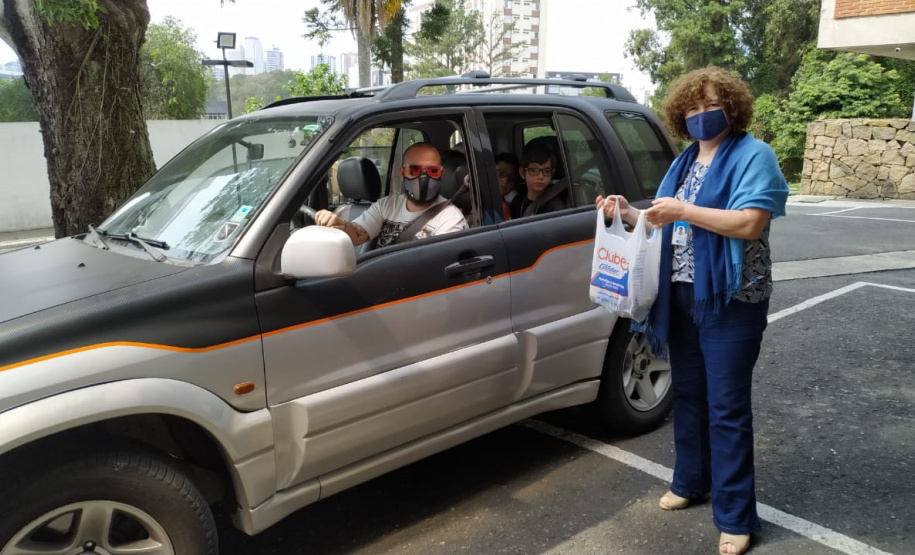 Celepar arrecada brinquedos para a campanha Paraná Piá.Foto: Celepar