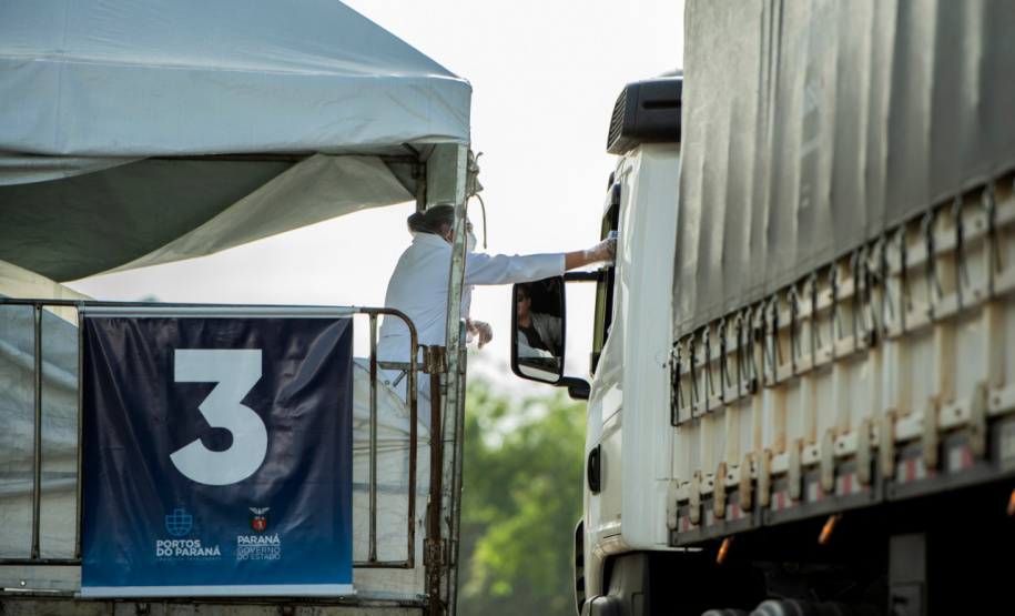 Portos do Paraná têm ações contínuas voltadas aos caminhoneiros