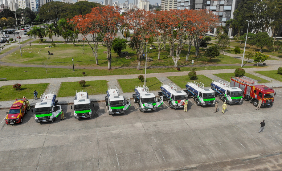 Paraná reforça equipe dos bombeiros contra incêndios no Pantanal. Foto Gilson Abreu/AEN
