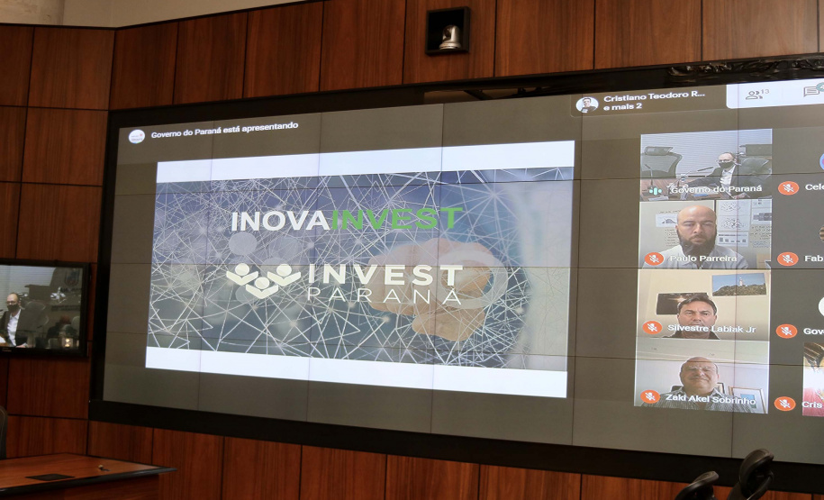 A Invest Paraná, agência do Governo do Estado voltada à atração de investimentos, vai promover as soluções desenvolvidas por startups e empresas de tecnologia paranaenses entre seus parceiros no mercado nacional e internacional. 

O vice-governador Darci Piana participou do lançamento e destacou mais essa iniciativa do governo para transformar o Paraná em um estado cada vez mais inovador. Foto: Camila Tonett