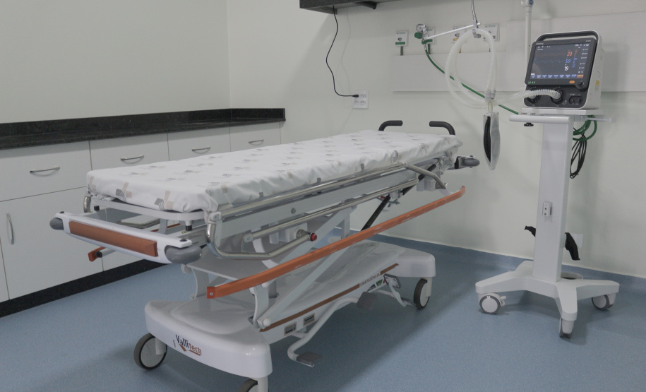 O Hospital Municipal Germano Lauck, de Foz do Iguaçu, recebeu 20 respiradores e 20 monitores para ampliar a ala do Pronto Socorro Respiratório, que vai abrir na próxima semana. Foto:Agência Municipal de Notícias Foz do Iguaçu