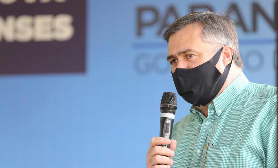 O vice governador Darci Piana e o  secretário de Estado da Saude Beto Preto  assinam o repasse de recursos ao Hospital da Criança para conclusao das obras.   18/09/2020 -  Foto: Geraldo Bubniak/AEN