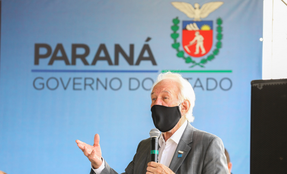 O vice governador Darci Piana e o  secretário de Estado da Saude Beto Preto  assinam o repasse de recursos ao Hospital da Criança para conclusao das obras.   18/09/2020 -  Foto: Geraldo Bubniak/AEN