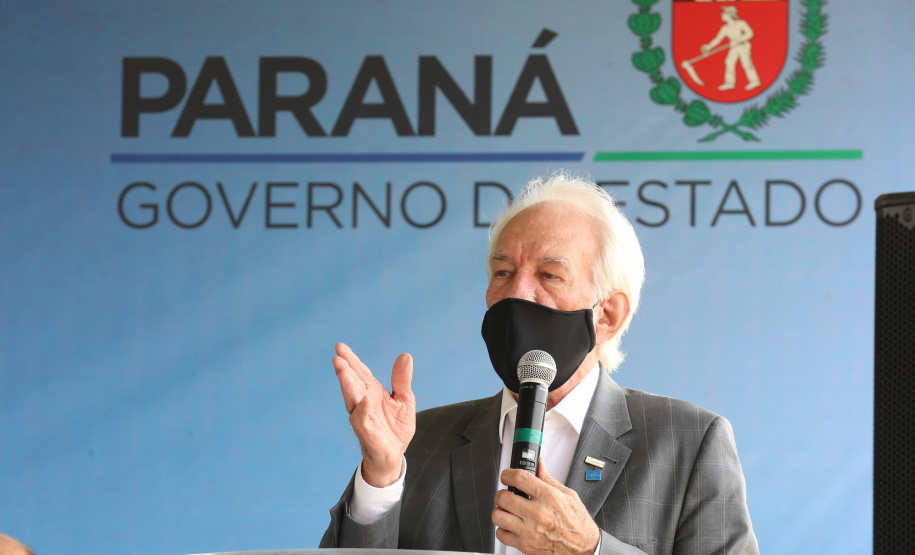 O vice governador Darci Piana e o  secretário de Estado da Saude Beto Preto  assinam o repasse de recursos ao Hospital da Criança para conclusao das obras.   18/09/2020 -  Foto: Geraldo Bubniak/AEN