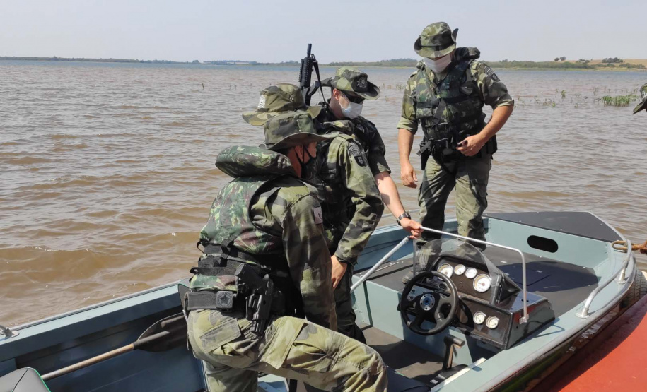Ação integrada na divisa do PR com SP prendeu quase mil pessoas. FOTO:SESP