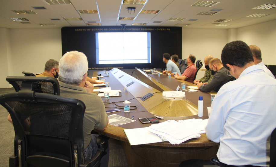Ação integrada na divisa do PR com SP prendeu quase mil pessoas. FOTO:SESP