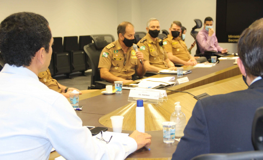 Ação integrada na divisa do PR com SP prendeu quase mil pessoas. FOTO:SESP