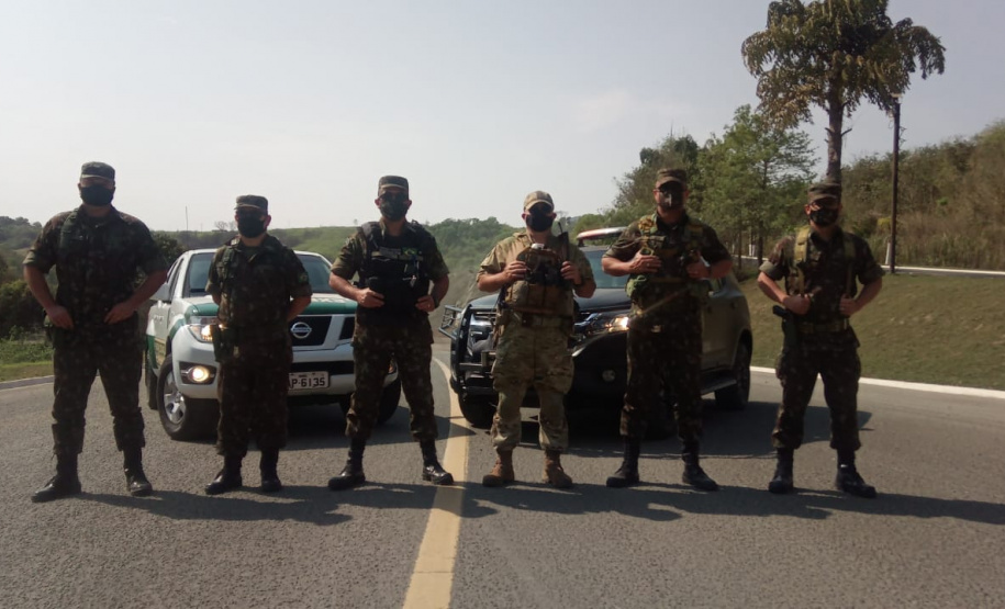 Ação integrada na divisa do PR com SP prendeu quase mil pessoas. FOTO:SESP