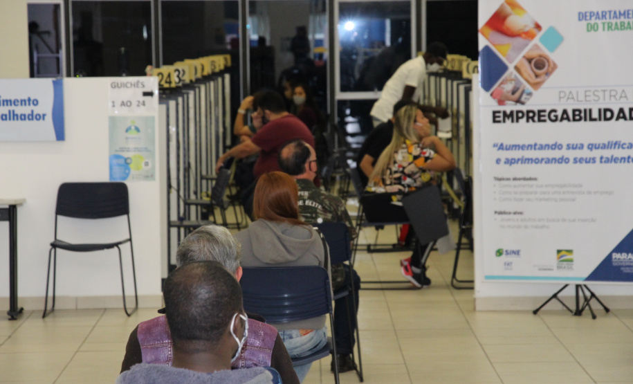 Agências do Trabalhador do Paraná ofertam 2.494 mil oportunidades de emprego
.Foto:SEUF