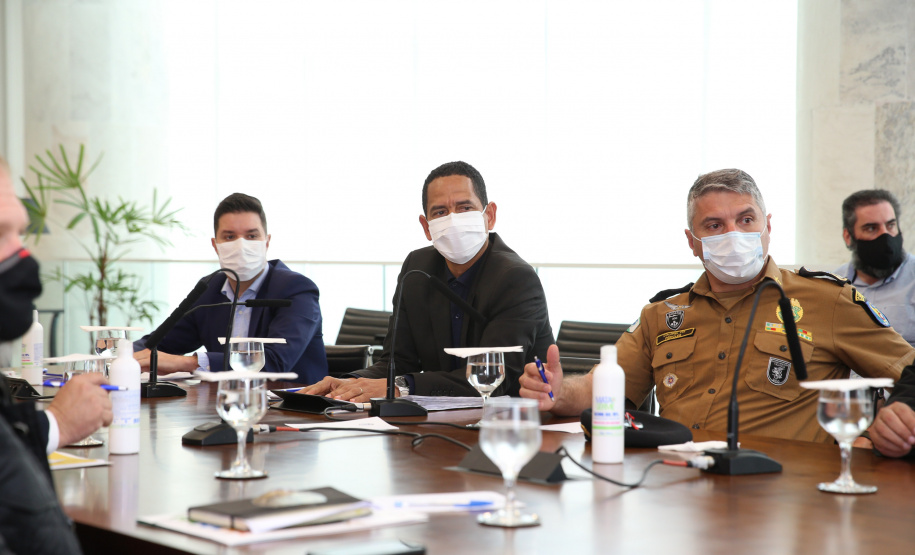 O governador Carlos Massa Ratinho Junior participa nesta segunda-feira (21) da reunião com a equipe de governo.  21/09/2020 - Foto: Geraldo Bubniak/AEN