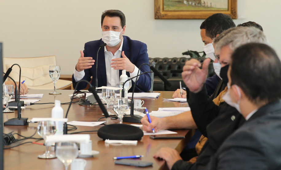 O governador Carlos Massa Ratinho Junior participa nesta segunda-feira (21) da reunião com a equipe de governo.  21/09/2020 - Foto: Geraldo Bubniak/AEN