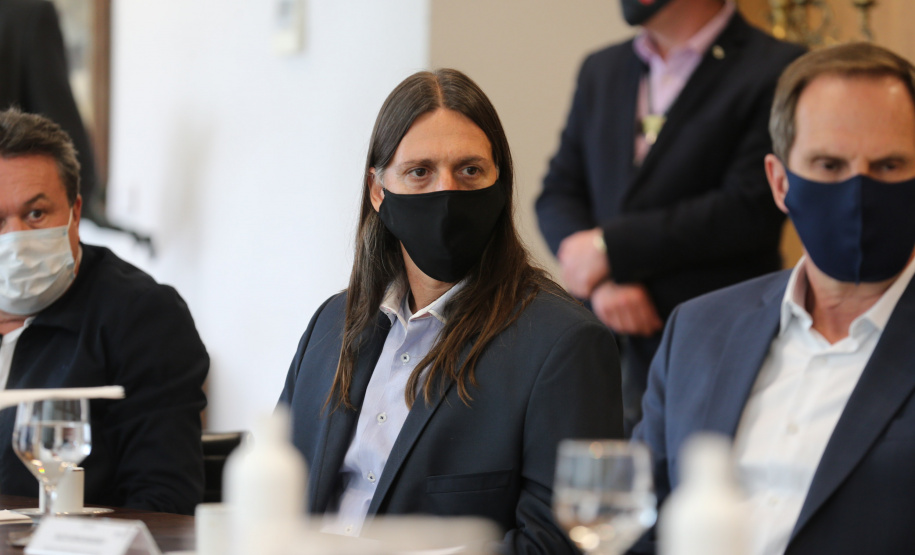 O Governador Carlos Massa Ratinho Junior assina, nesta segunda-feira (21), convenio com a Fundação O Boticário representada pelo CEO do Grupo,  Artur Grynbaum.  Curitiba, 21/09/2020. Foto: Geraldo Bubniak/AEN