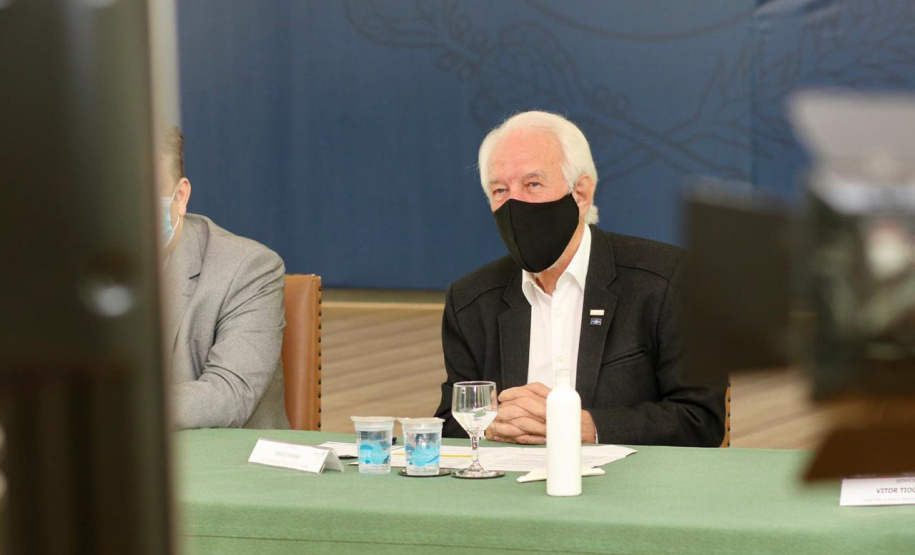 O Governo do Estado lançou nesta terça-feira (22) o Programa Reinvente sua Cidade – da Crise à Oportunidade, ação que integra o pacote de iniciativas que visam a retomada econômica do Paraná