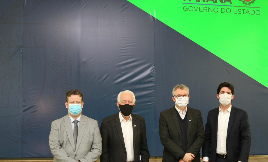 O Governo do Estado lançou nesta terça-feira (22) o Programa Reinvente sua Cidade – da Crise à Oportunidade, ação que integra o pacote de iniciativas que visam a retomada econômica do Paraná