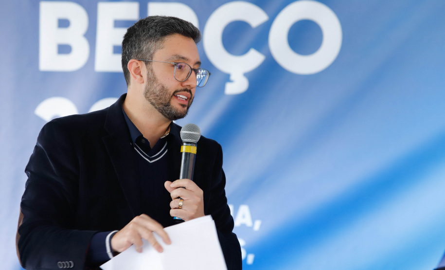 O governador Carlos Massa Ratinho Junior inaugurou nesta terça-feira (21) a obra de ampliação do cais do Porto de Paranaguá, no Litoral do Estado. O berço 201 foi modernizado e o cais de atracação foi prolongado em 100 metros. Os investimentos da empresa pública Portos do Paraná somam R$ 201,7 milhões e vão aumentar em 140% a capacidade atual de movimentação de cargas.