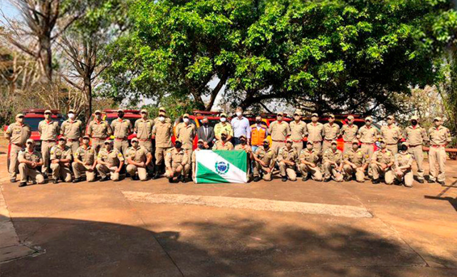 Bombeiros do Paraná completam dez dias de combate a incêndios no Pantanal
. Foto: Corpo de Bombeiros