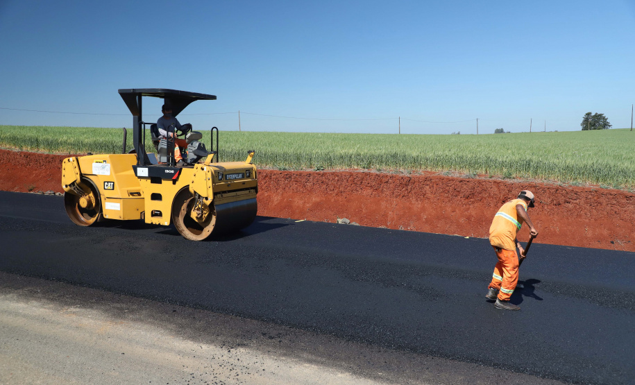 Pavimentação de estradas vicinais estimula economia no campo. Foto:José Fernando Ogura/AEN