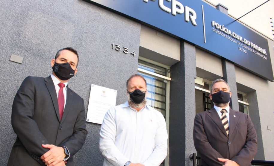 A Polícia Civil inaugurou nesta quinta-feira (24) a nova estrutura da Divisão Estadual de Combate à Corrupção, em Cascavel, no Oeste do Estado. A nova sede está localizada na Rua Vicente Machado, 1334, no centro da cidade.Foto:SESP