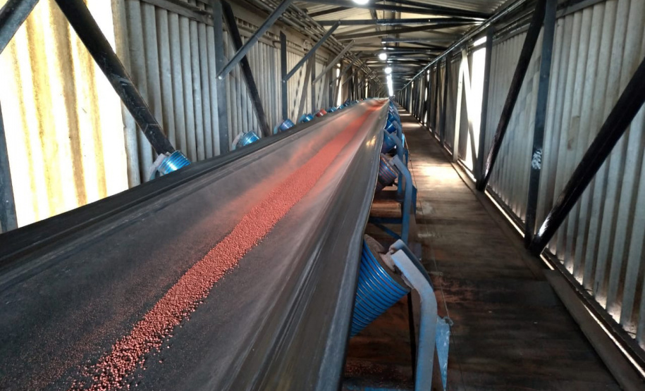 Ipem-PR faz calibração das balanças do corredor de exportação
.Foto:Ipem