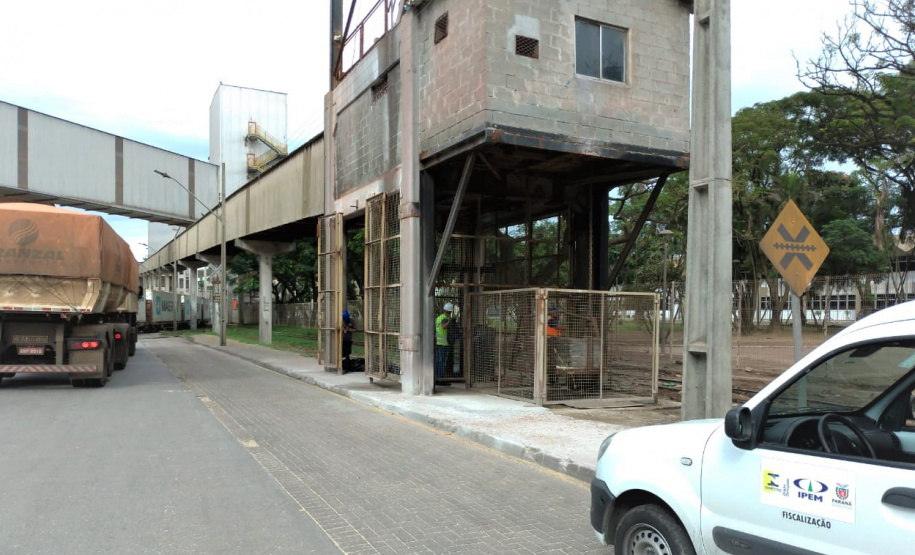 Ipem-PR faz calibração das balanças do corredor de exportação
.Foto:Ipem