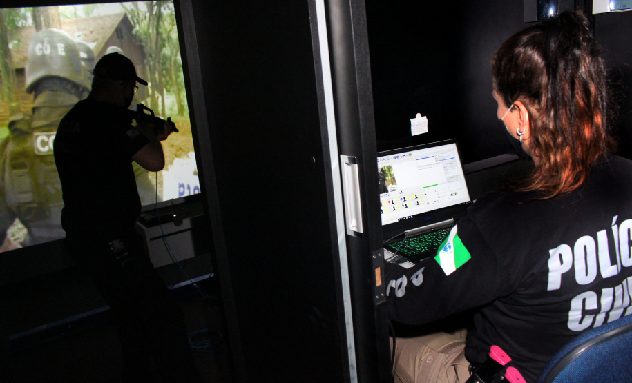 Polícia Civil promove curso de atualização de armamento e tiro
.Foto: Fábio Dias/PCPR