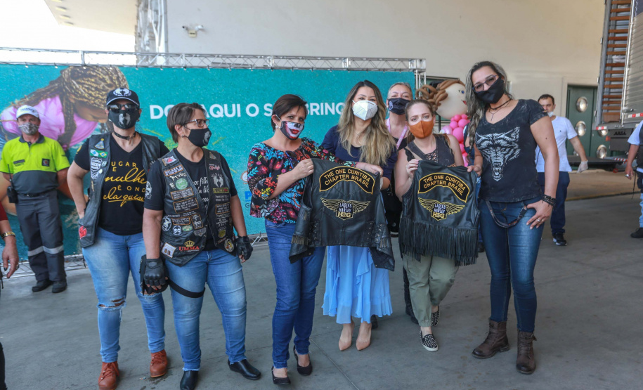 Drive-thru arrecadação de brinquedos PARANÁ PIÁ. Foto: Valdelino Pontes Paraná Piá supera expectativas em arrecadação de brinquedos
. Foto: Valdelino Pontes