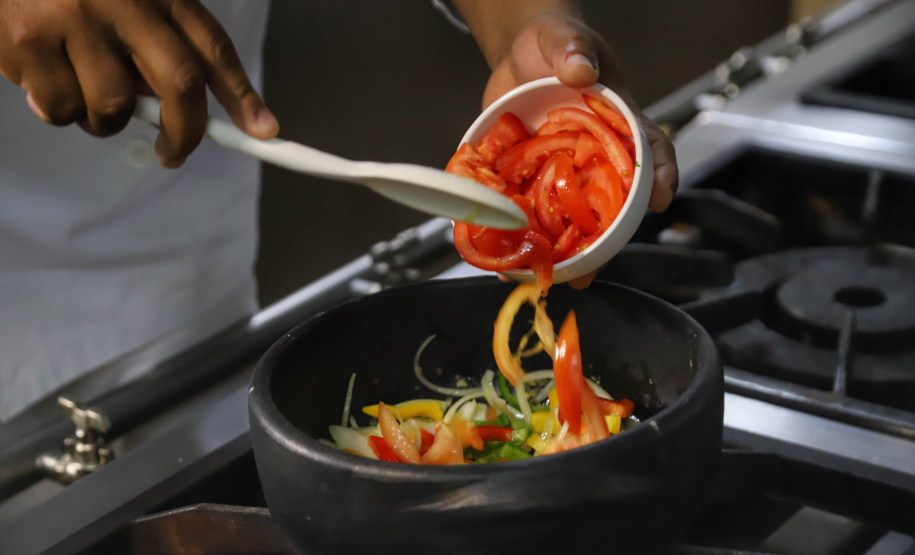 Neste 29 de setembro, quando é celebrado o Dia Mundial do Coração, a Secretaria de Estado da Saúde alerta a população sobre a importância de manter hábitos saudáveis, como boa alimentação, atividade física e combate ao estresse para evitar problemas cardíacos. Foto: José Fernando Ogura/AEN