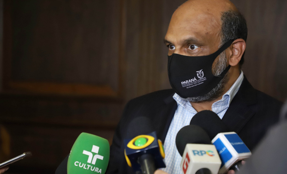 O Governo do Estado prevê queda de R$ 1,7 bilhão na arrecadação tributária e perdas de 2,5% nas transferências da União em 2021 em relação aos valores previstos no orçamento de 2020, o que vai exigir novo rigor orçamentário e controle ainda mais amplo sobre as contas públicas. Essas diretrizes constam no Projeto da Lei Orçamentária Anual (LOA), encaminhado nesta terça-feira (29) para a Assembleia Legislativa.