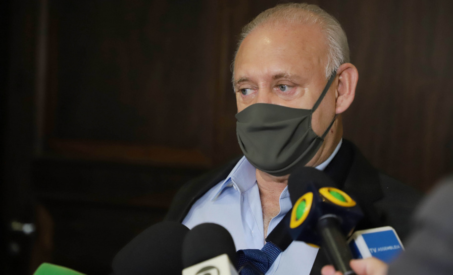 O Governo do Estado prevê queda de R$ 1,7 bilhão na arrecadação tributária e perdas de 2,5% nas transferências da União em 2021 em relação aos valores previstos no orçamento de 2020, o que vai exigir novo rigor orçamentário e controle ainda mais amplo sobre as contas públicas. Essas diretrizes constam no Projeto da Lei Orçamentária Anual (LOA), encaminhado nesta terça-feira (29) para a Assembleia Legislativa.