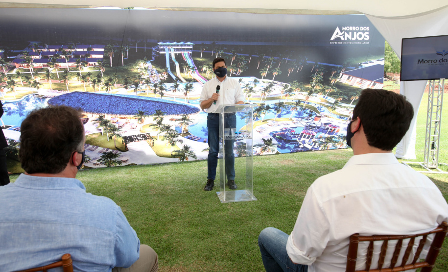 A cidade de Bandeirantes, no Norte Pioneiro, tem pouco mais de 30 mil habitantes, mas a população do município quase dobra no dia de São Miguel Arcanjo