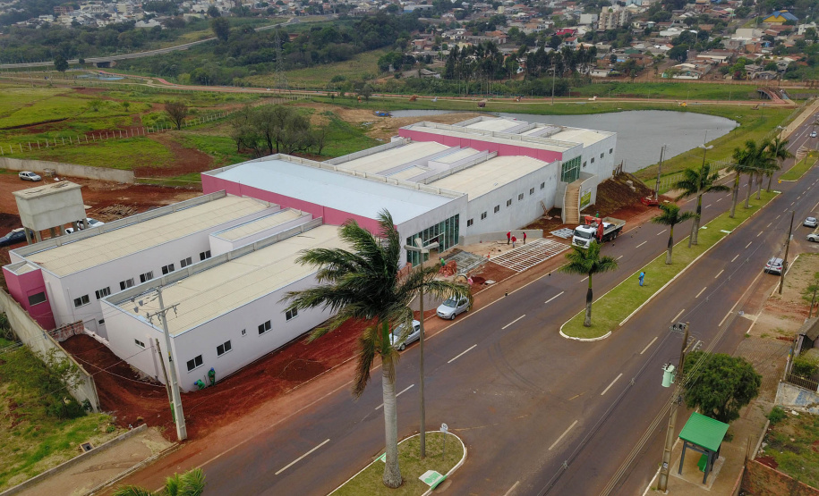 O novo Consórcio Intermunicipal de Saúde do Oeste do Paraná (Cisop), em Cascavel, é um gigante de 126 salas de atendimento construído em uma área de 4,6 mil metros quadrados na principal avenida da cidade, a que empresta o nome do Brasil. Foto: José fernando Ogura/AEN