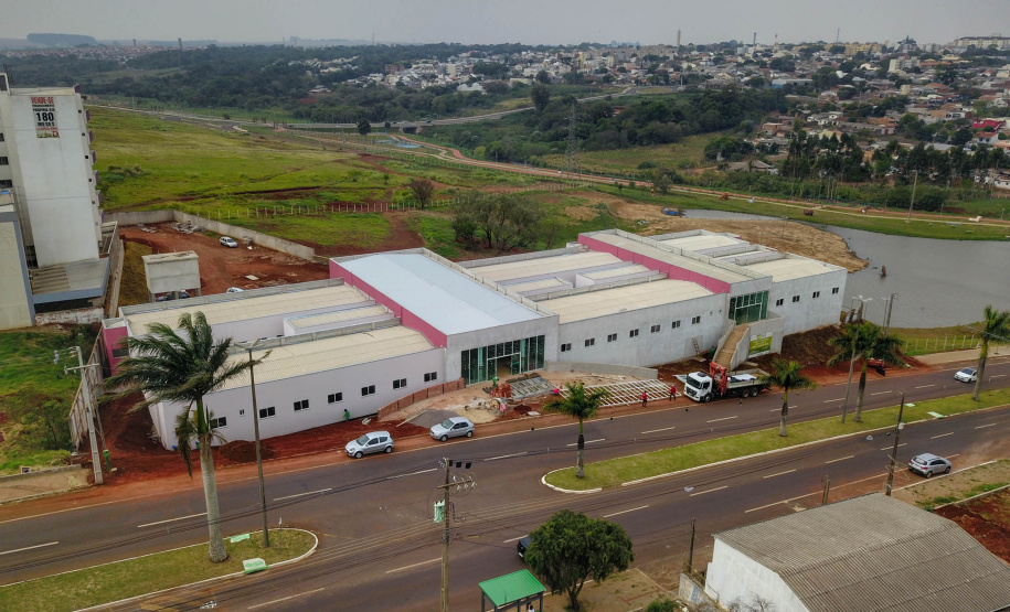 O novo Consórcio Intermunicipal de Saúde do Oeste do Paraná (Cisop), em Cascavel, é um gigante de 126 salas de atendimento construído em uma área de 4,6 mil metros quadrados na principal avenida da cidade, a que empresta o nome do Brasil. Foto: José fernando Ogura/AEN