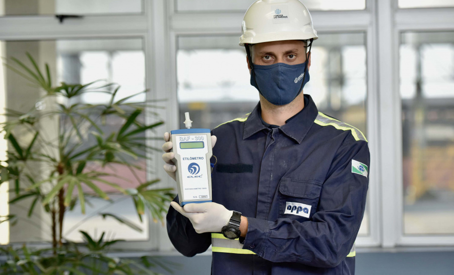 Portos do Paraná implanta teste do bafômetro na faixa portuária.