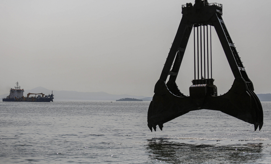 Paranaguá - 02-10-2020 - Porto de Paranagua - Draga - Dragagem - Foto: Jonathan Campos / ANP