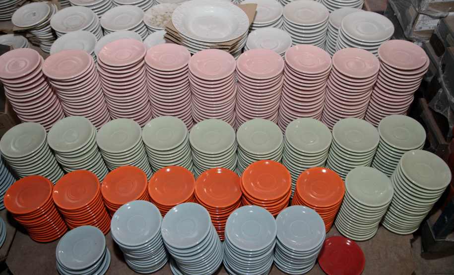 Porcelanas Germer. Criada em 1978, a fábrica emprega cerca de 500 pessoas e produz em média um milhão de peças por mês.Feito no Paraná. Foto: Ari Dias/AEN.