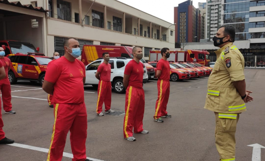 Bombeiros renovam equipes que estão no combate ao incêndio florestal no Mato Grosso do Sul. Foto: SESP