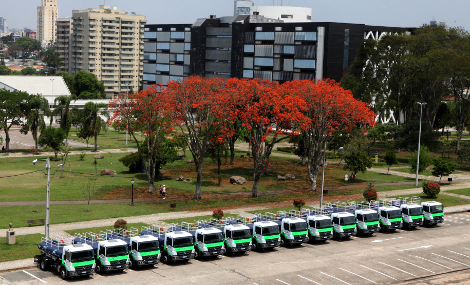 Curitiba-07-10-2020 - Instituto Aguá Terra - Governador Carlos Massa Ratinho Junior e o secretário do Desenvolvimento Sustentável e do Turismo , Márcio Nunes, entregam 14 caminhões pipa - Foto : Ari Dias/ AEN