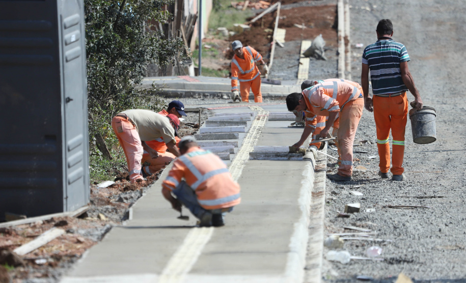 Investimento em pavimentação nos municípios chega a R$1,19 bilhão.