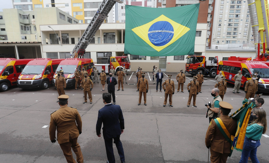 Curitiba-08-10-2020 - Governador Carlos Massa Ratinho Junior, participa do  108° Aniversário do Corpo de Bombeiros da Polícia Militar do Paraná- Foto : Jonathan Campos / AEN