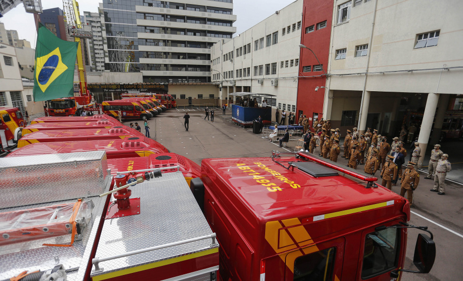 Curitiba-08-10-2020 - Governador Carlos Massa Ratinho Junior, participa do  108° Aniversário do Corpo de Bombeiros da Polícia Militar do Paraná- Foto : Jonathan Campos / AEN