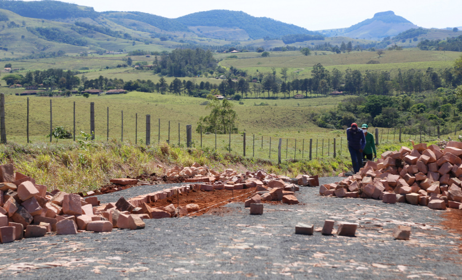 Estradas vão fomentar turismo e agronegócio em Ribeirão Claro.Foto Gilson Abreu/AEN