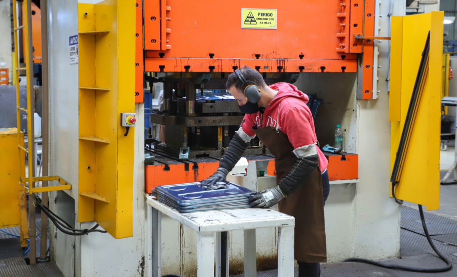 Pato Branco, 09/2020 - A Atlas a é maior empregadora da região, com 1.800 empregos diretos, 1.200 deles na fábrica. Foto: José Fernando Ogura/AEN